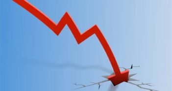 Why Bitcoin, Ethereum, and Solana Price Crashed, Triggering $950 Million in Liquidations