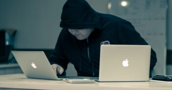 A Fake Ledger App on Apple